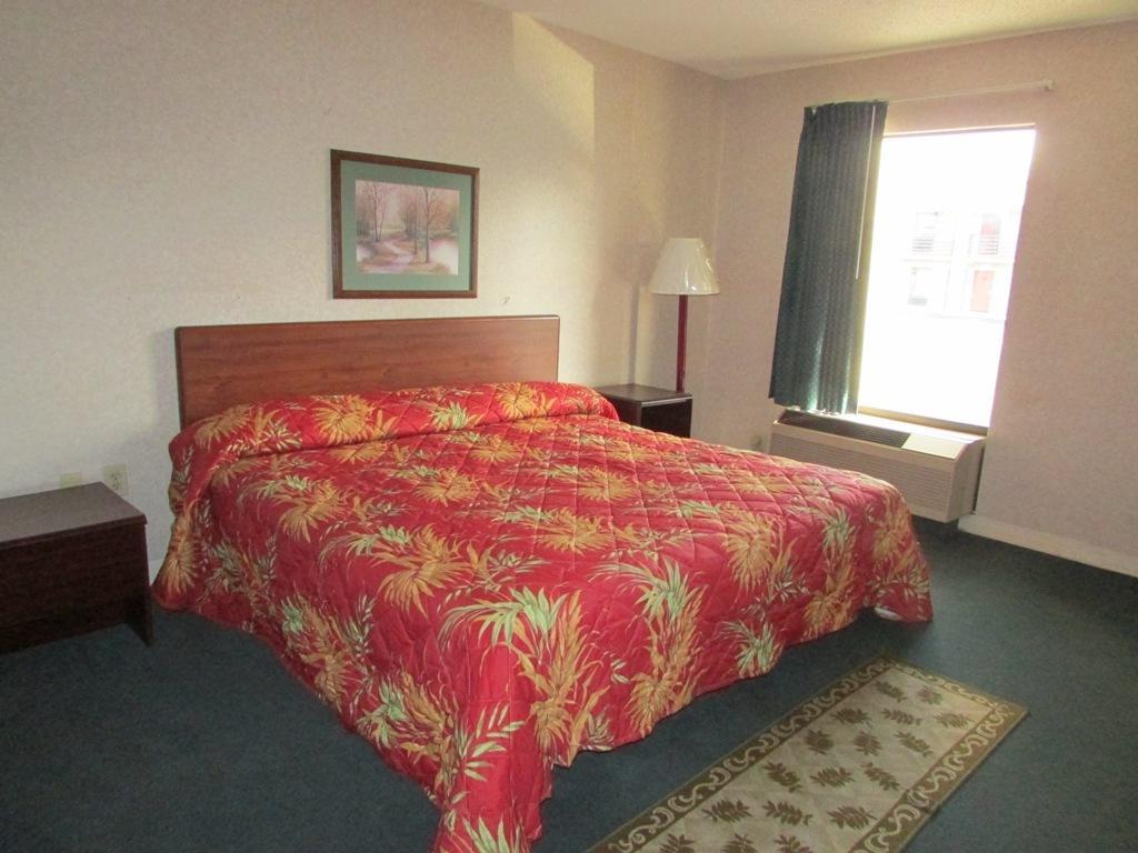 New Valdosta Inn And Suites 객실 사진
