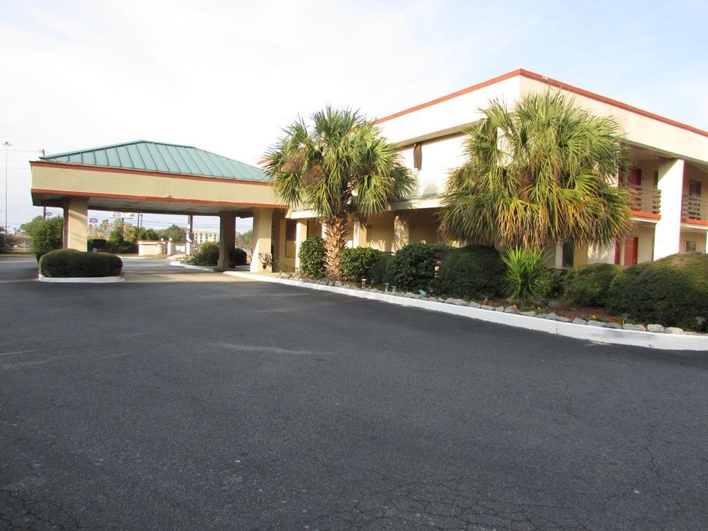 New Valdosta Inn And Suites 외부 사진